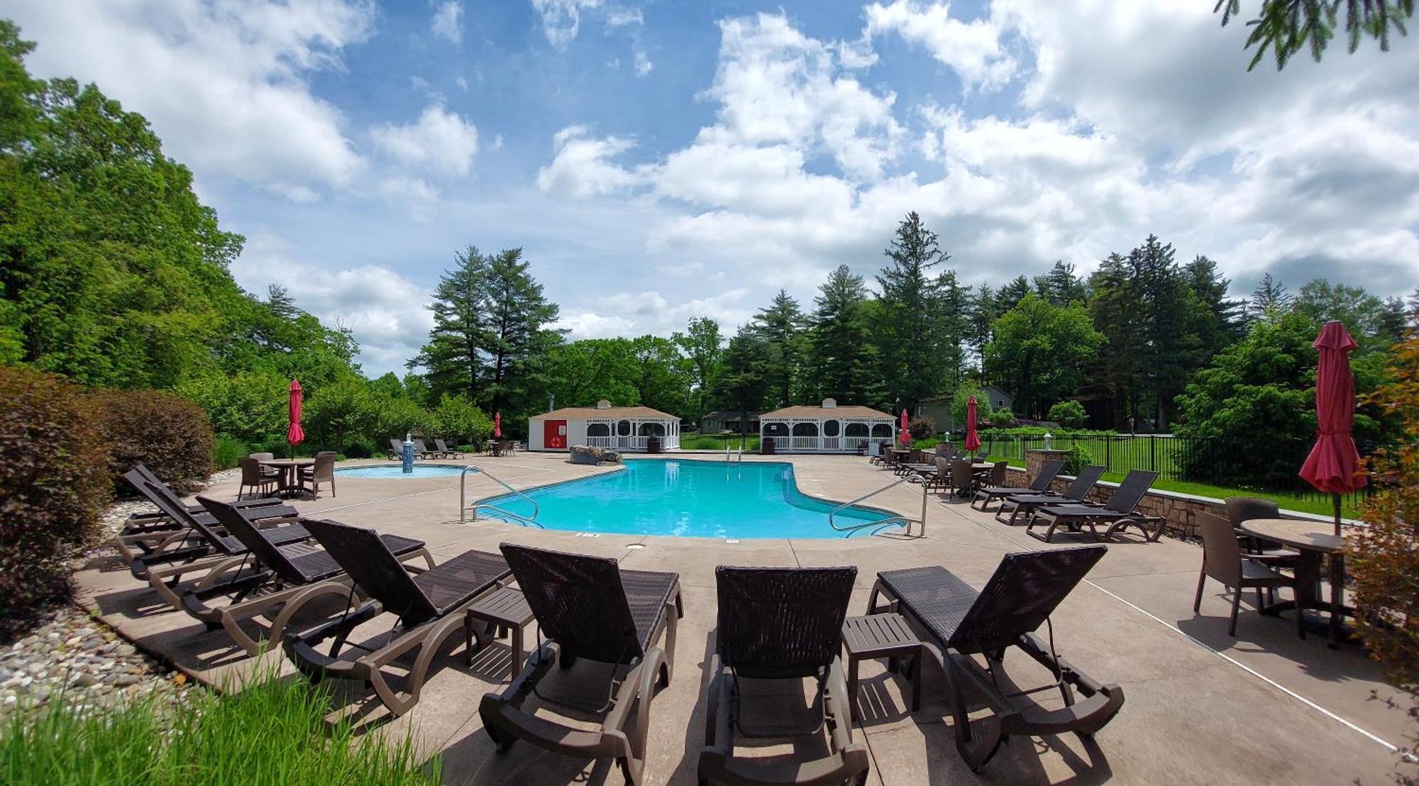 Woodfield Manor - A Sundance Vacations Property Cresco Kültér fotó